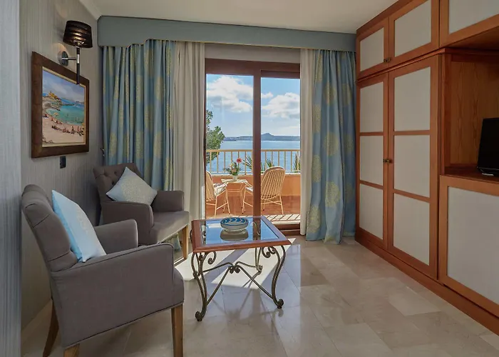 Hotel Petit Cala Fornells