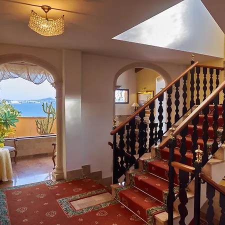 Hotell Petit Cala Fornells