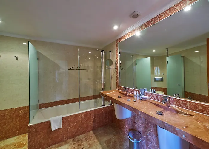 מלון Petit Cala Fornells