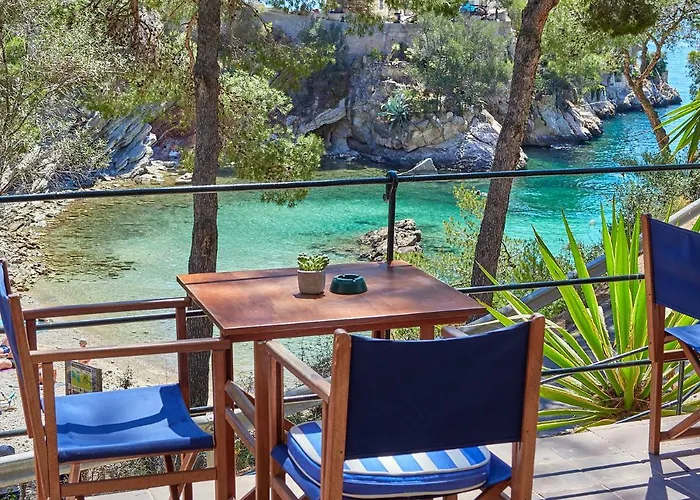 Petit Cala Fornells מלון 5*