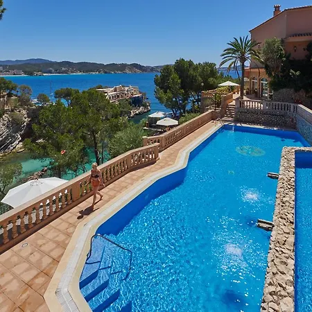 Petit Cala Fornells فندق باغيرا