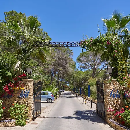 Hotel Petit Cala Fornells 5*