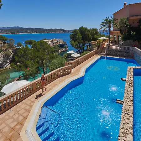 Petit Cala Fornells Hotel 5*