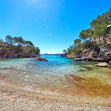 Petit Cala Fornells Szálloda Paguera