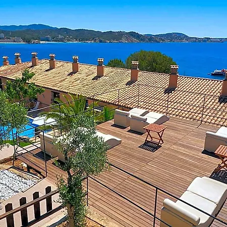 Szálloda Petit Cala Fornells 5*