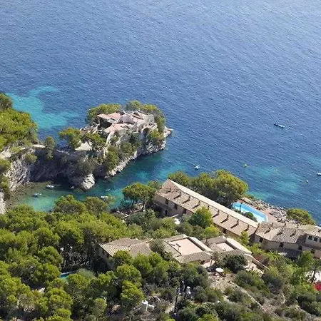 Petit Cala Fornells فندق باغيرا