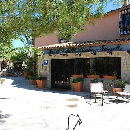 فندق Petit Cala Fornells باغيرا