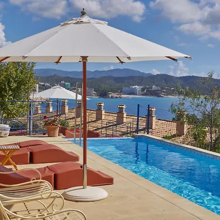 فندق Petit Cala Fornells 5*