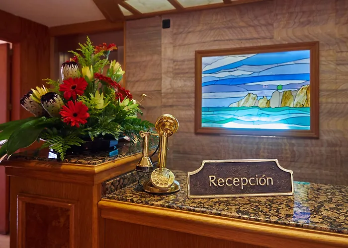 Готель Petit Cala Fornells