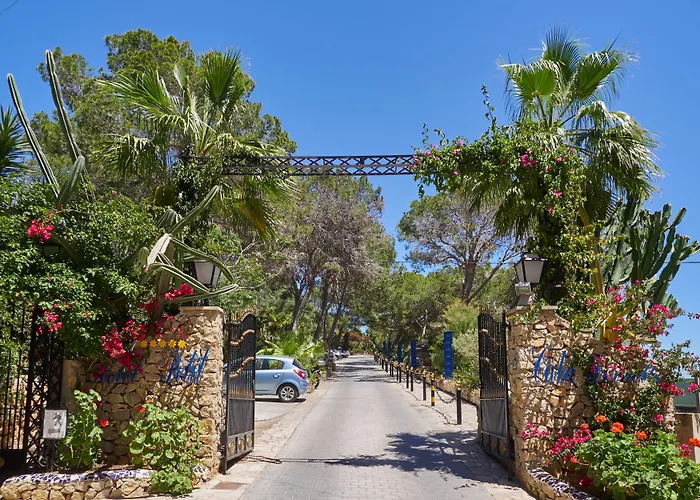 Hotel Petit Cala Fornells 5*