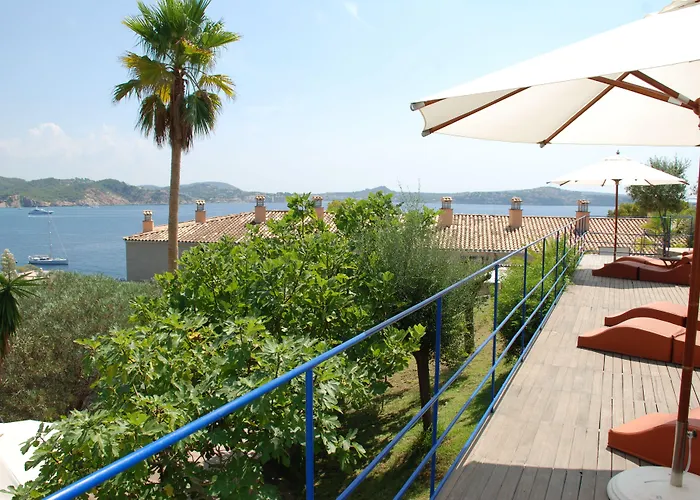 Petit Cala Fornells Hotel