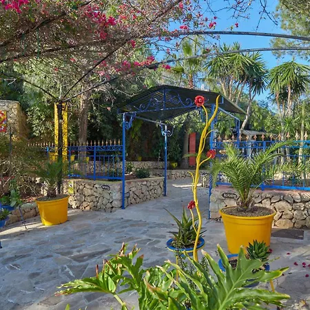 Petit Cala Fornells Hotel 5*