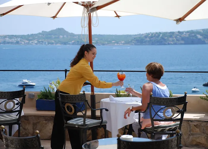 Petit Cala Fornells 5* Пагера