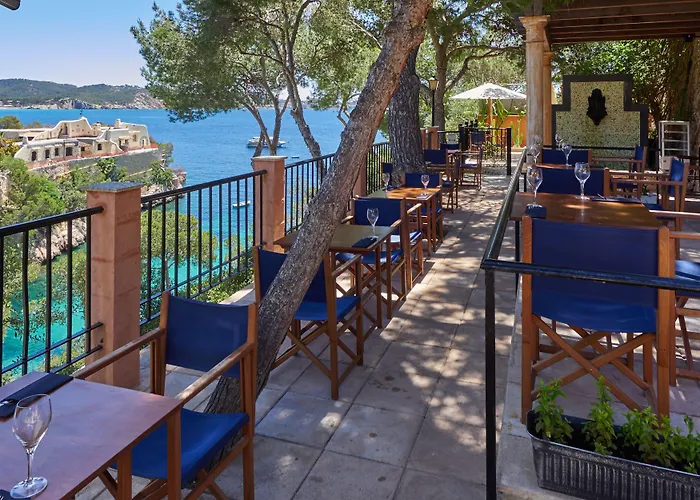 Готель Petit Cala Fornells Пагера